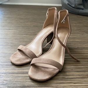 Tan Heels